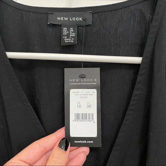 Wrap dress - Picture 2 of 3